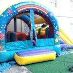 Castillo Hinchable Arco Iris