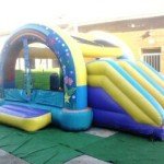 Alquiler de Colchoneta Hinchable en fiesta de Alicante