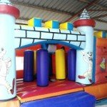 Castillo Hinchable en Fiesta de Colegio