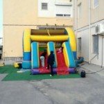 Alquiler de Hinchable Arco Iris Alicante